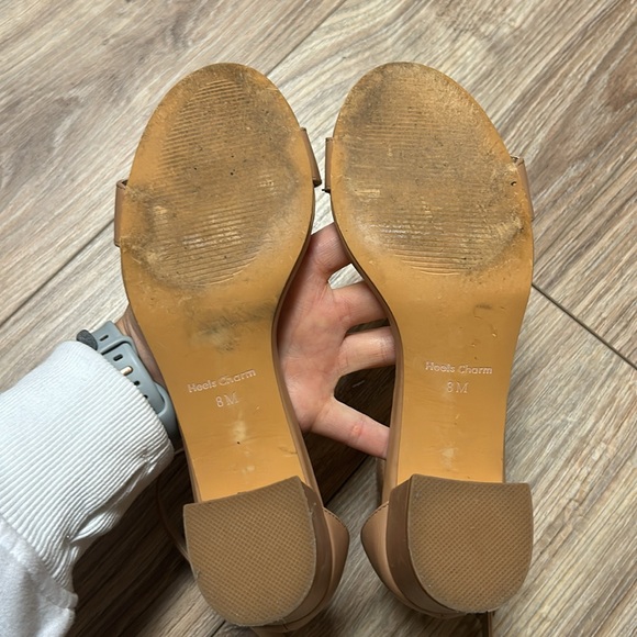 Women’s Nude Heels - Picture 3 of 3